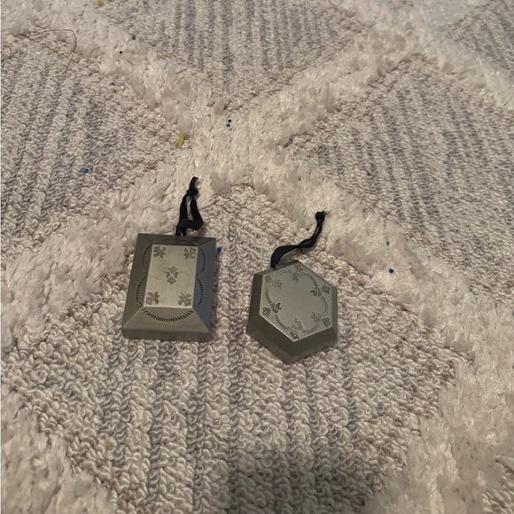 Hearth and hand bundle of keepsake ornaments - Picture 1 of 6